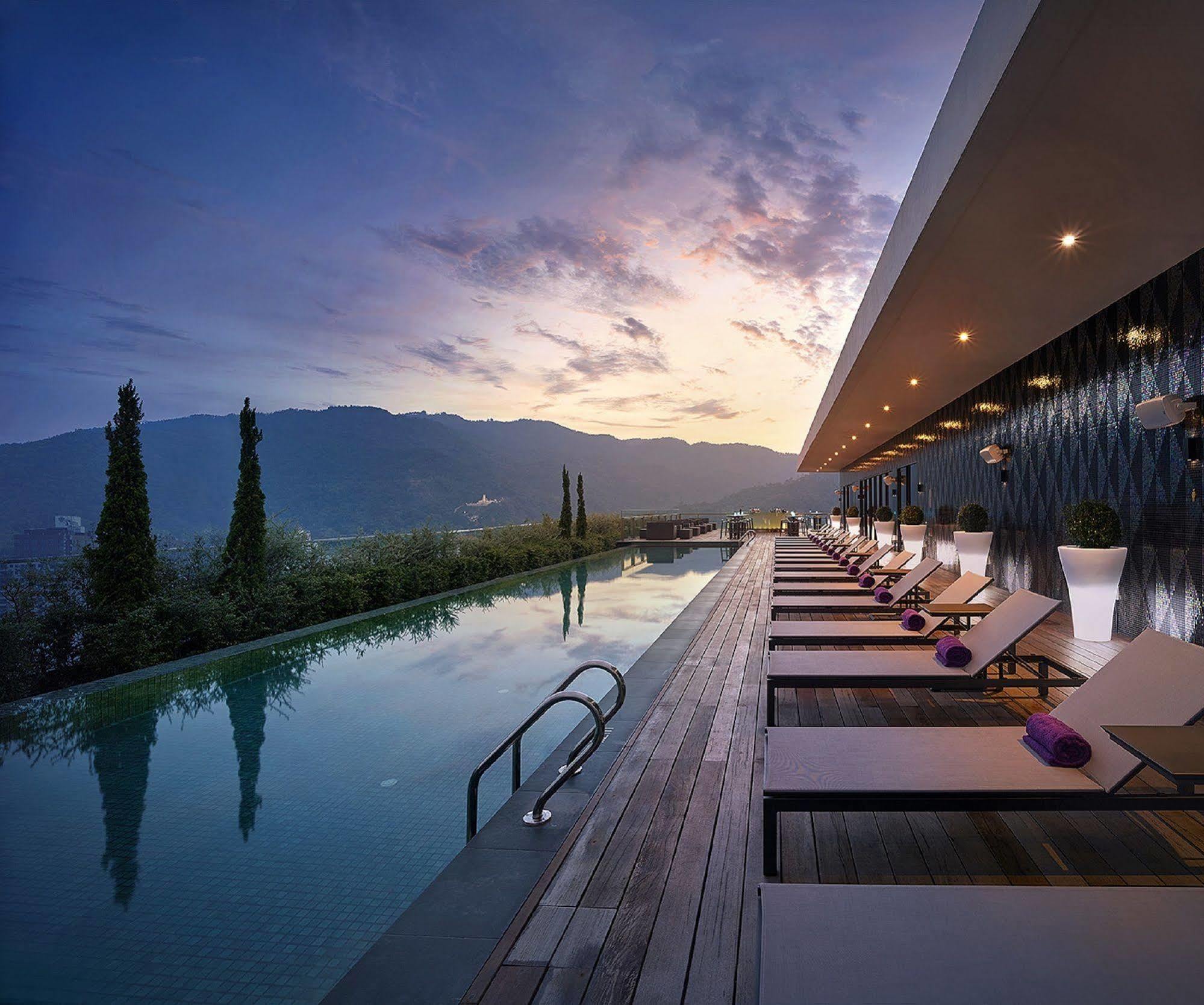 G Kelawai Hotel 5*